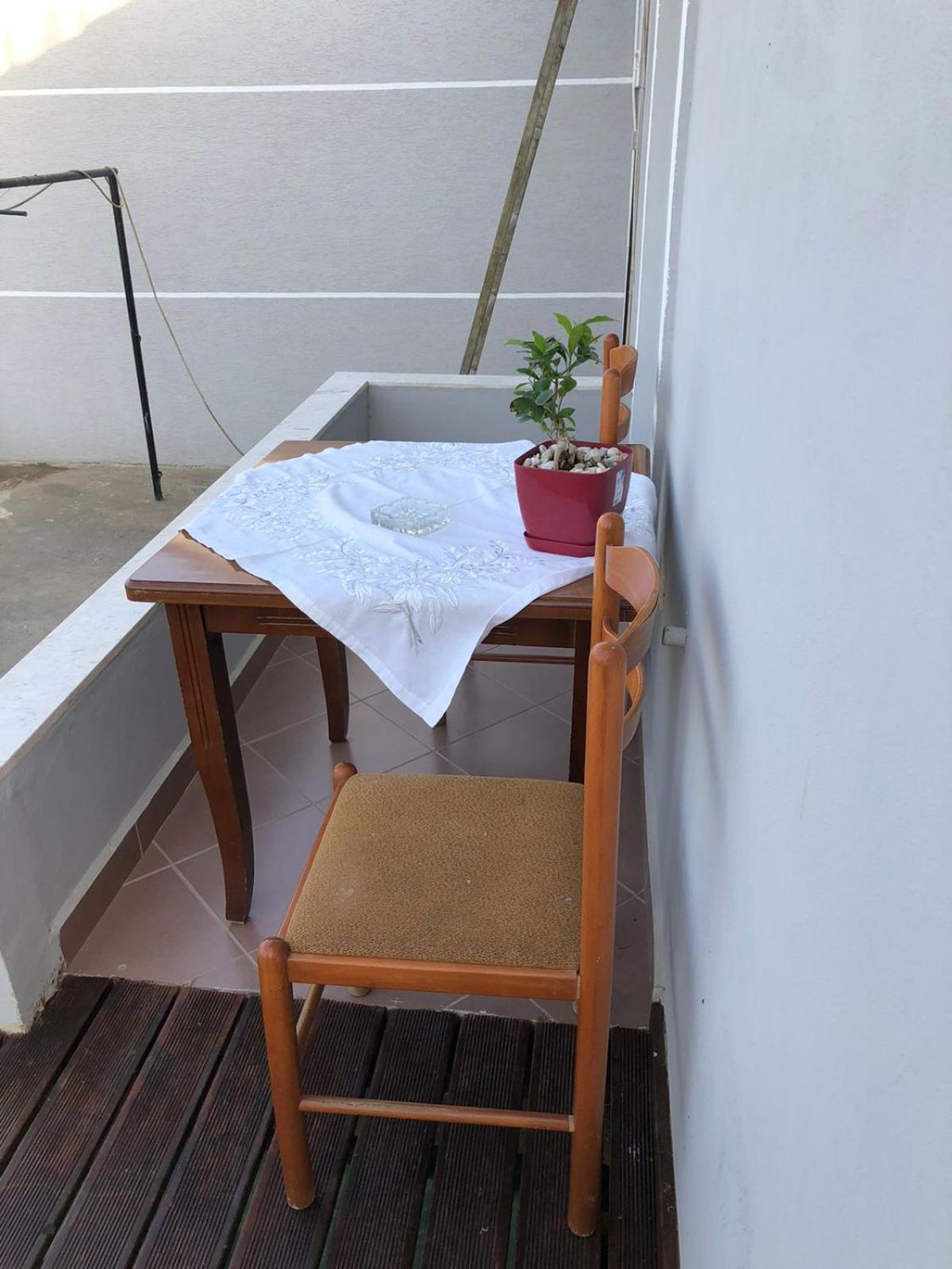 Mona'S Guesthouse Sarande Exterior photo