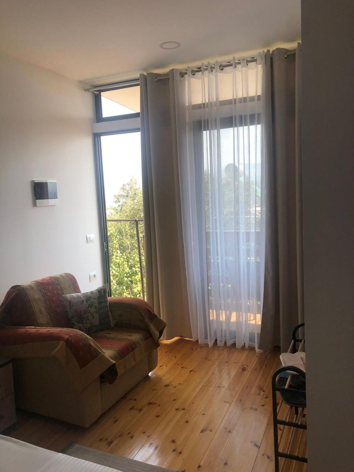 Mona'S Guesthouse Sarande Exterior photo